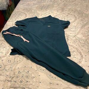 Figs scrubs set in carribean green